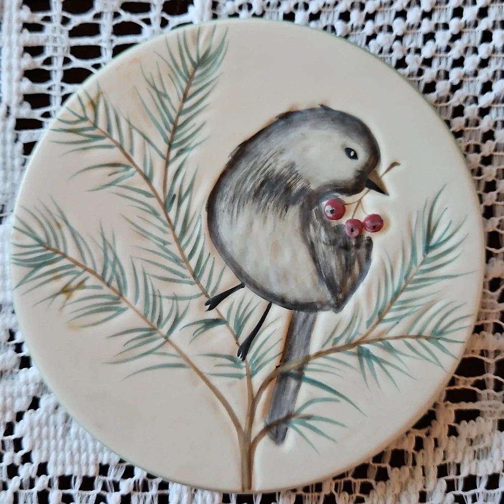 Set of 7 Beautiful Embossed Ceramic Coasters Pinecones, Holly & Berries, Birds